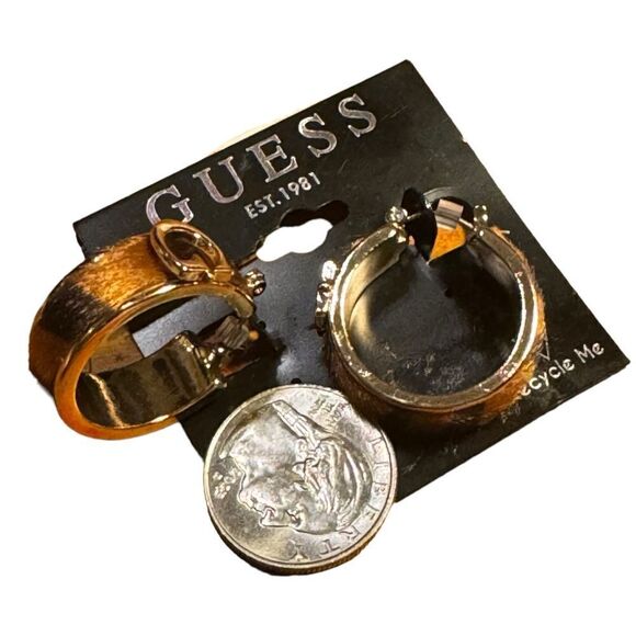 NWT Guess Gold-Tone Medium Animal-Print Faux Hair Logo Hoop Earrings, 1.5" - Picture 5 of 5
